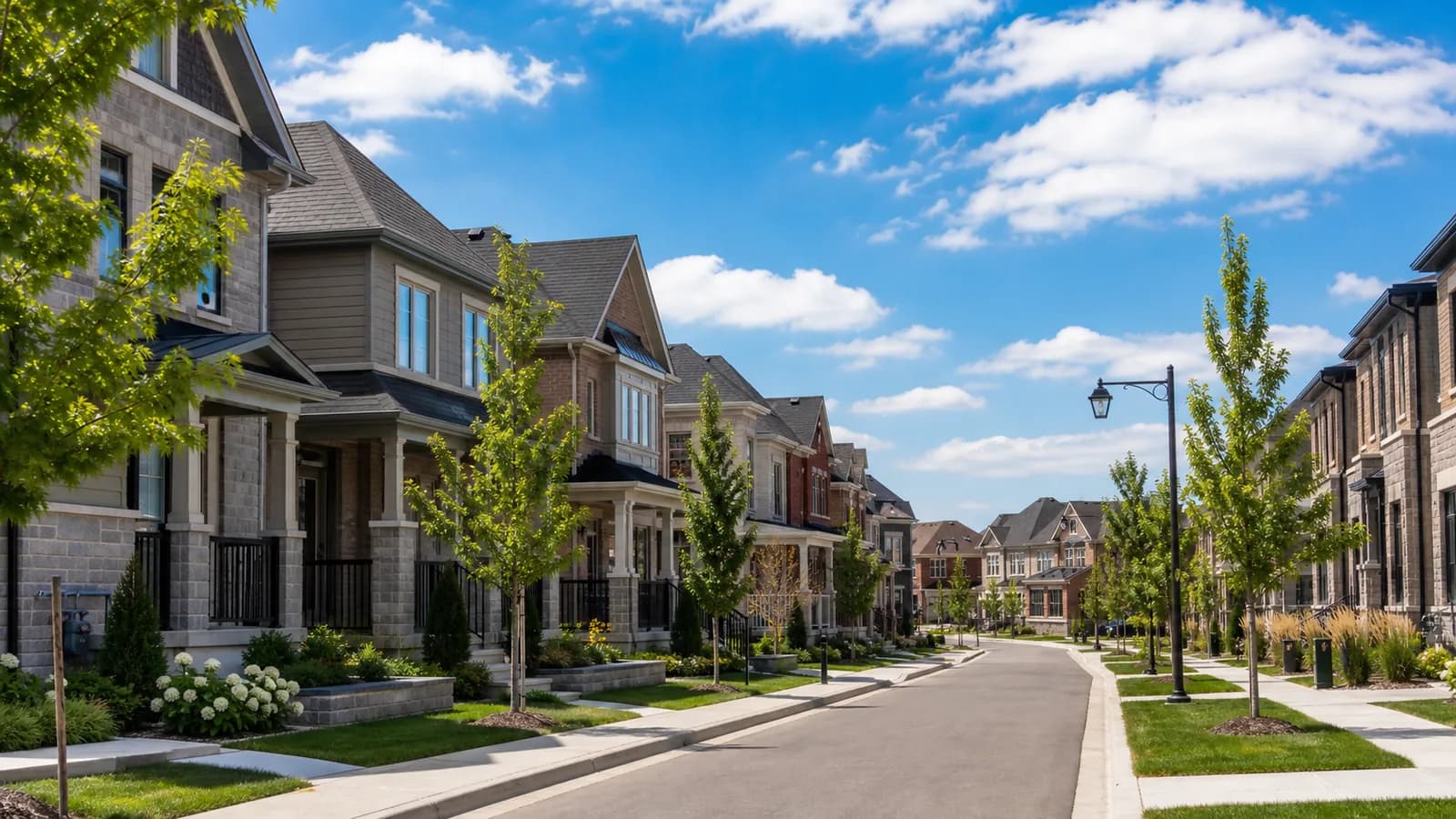 "Palermo West" homes in Oakville, Ontario
